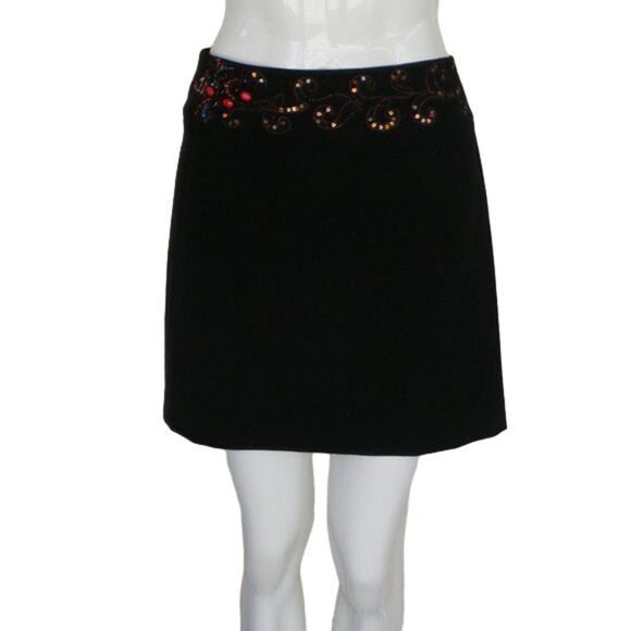 new CACHE Skirt, 30" Waist, Beaded waist, Back zip, Black, Mini, Lined - Picture 8 of 12